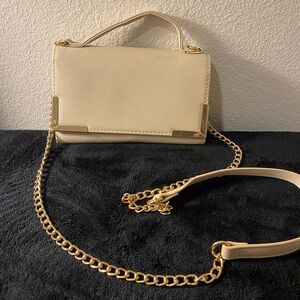 Crossbody wallet
